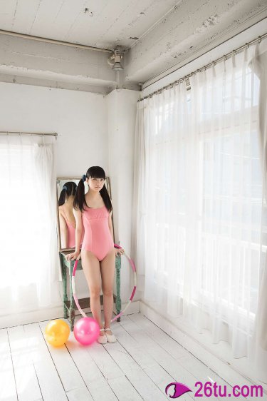 低头看我是怎么C哭你